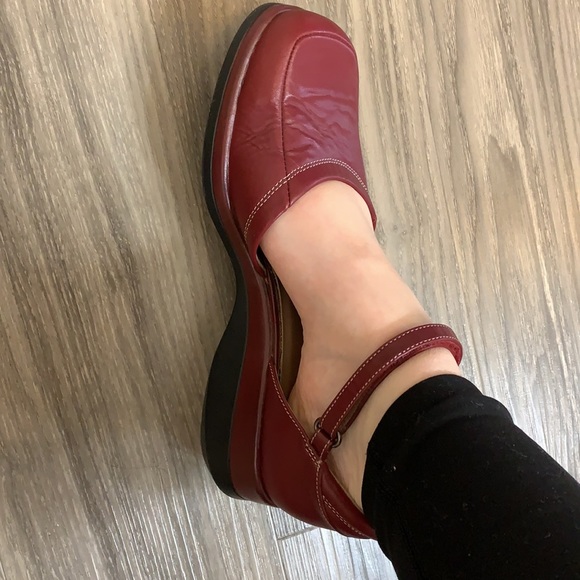 Red / burgundy genuine leather shoes - Picture 7 of 8